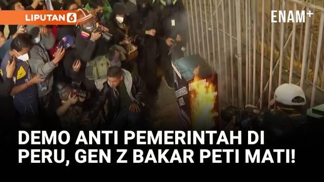 Ratusan demonstran Generasi Z bentrok dengan polisi di depan Kongres Peru, Minggu malam (28/9). Mereka memprotes kebijakan Presiden Dina Boluarte, menolak korupsi, serta menuntut perbaikan instansi kepolisian.