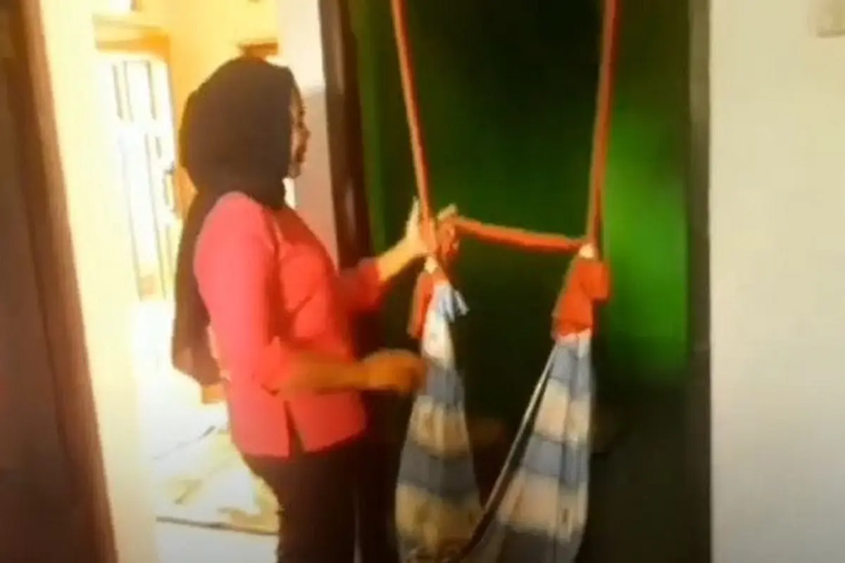 Orangtua di Bogor Baru Sadar Bayi Tertukar Usai Setahun Lahiran (foto: YouTube Liputan6).