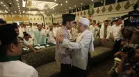 Jokowi-JK menghadiri acara Silaturrahim Nasional Alim Ulama PKB di Hotel Kartika Chandra, Jakarta. (3/6/14)  (Liputan6.com/Herman Zakharia)