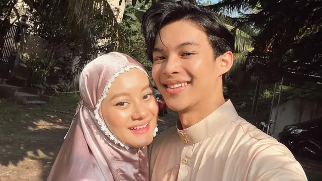 Rey Mbayang dan Dinda Hauw. (Foto: Instagram @rey_mbayang)