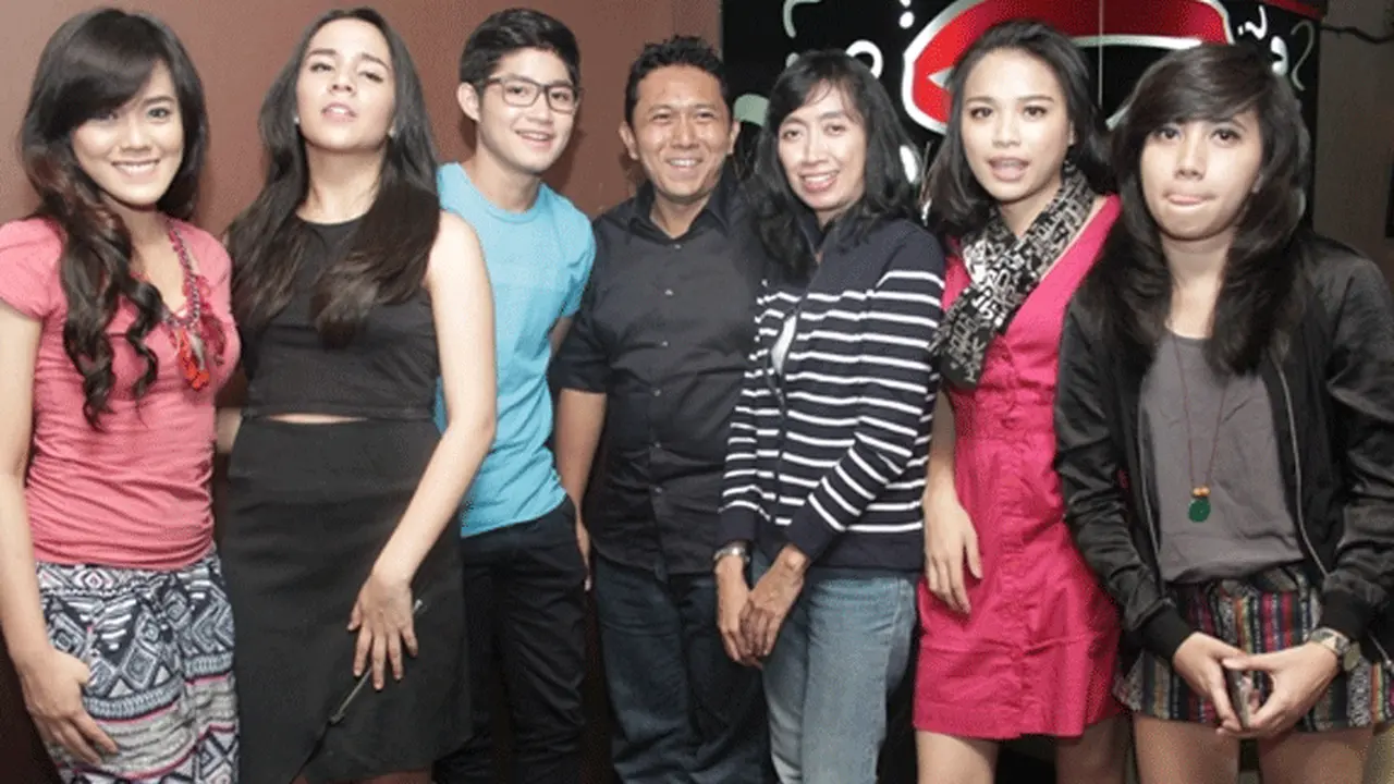 Pemain Film Cerita Cinta
