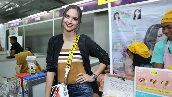 [Bintang] Nia Ramadhani