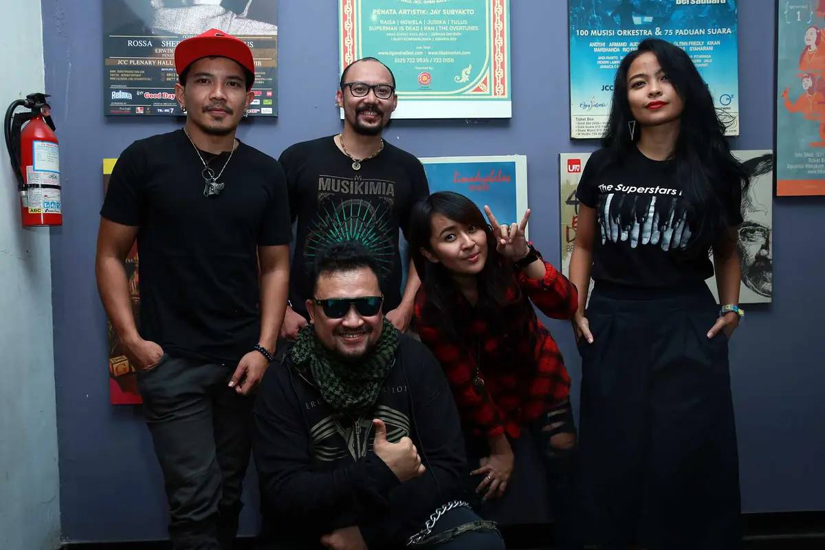 [Bintang] Kotak, Yoyo Padi, Baron