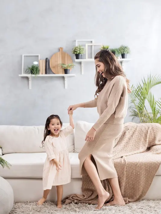 Yasmine Wildblood dan Abi Yapto (Instagram/abishalom234sc)