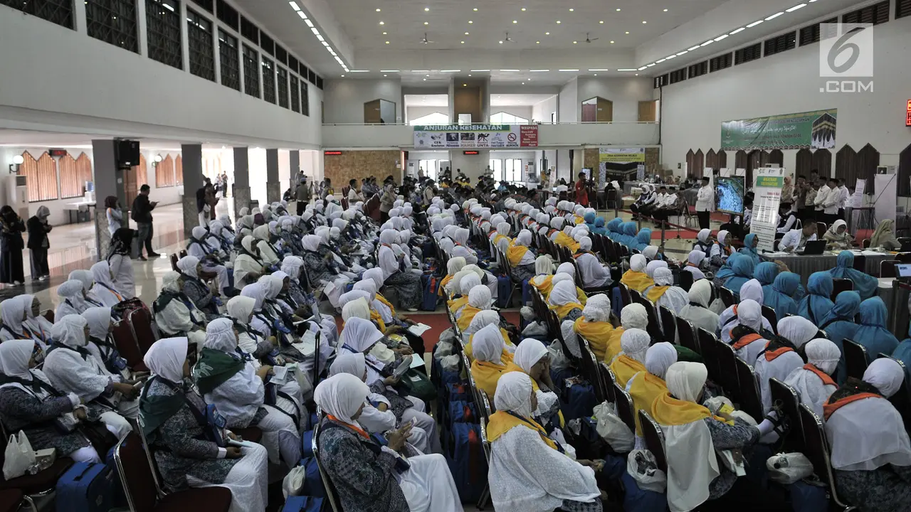 Calon Jemaah Haji Kloter 1 Mulai Padati Asrama Pondok Gede