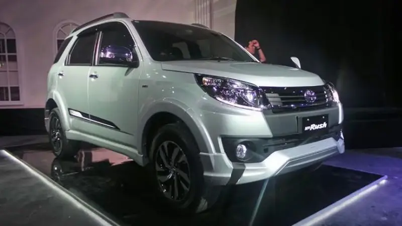 Harga New Toyota Rush Naik Rp 7 Juta 