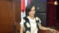 Takut Main Film, Anna Tarigan Perbanyak Salat
