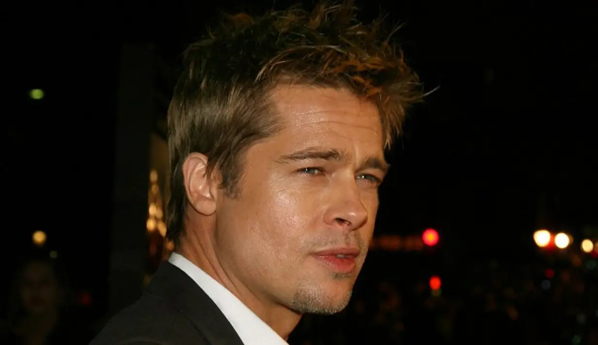 Di perayaan Natal tahun ini cukup menyedihkan untuk Brad Pitt karena tak bisa merayakannya bersama buah hati. Sebelumnya Pitt meminta  tambahan waktu pada Angelina Jolie untuk habiskan waktu dengan anaknya. (AFP/Bintang.com)