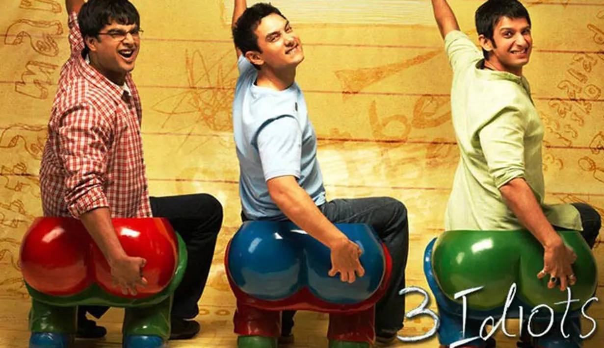 Film 3 Idiots merupakan adaptasi dari novel berjudul Five Point Someone karya Chetan Bhagat. Film ini menceritakan tentang tiga sahabat yang kuliah di Institute of Technology. (Foto: indiatoday.in)