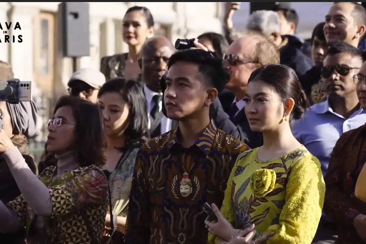 Wali Kota Solo Gibran Rakabuming Raka di acara Java in Paris oleh Shopee.