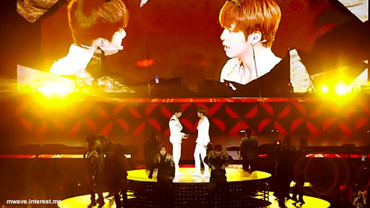 tvxq-130722c.jpg