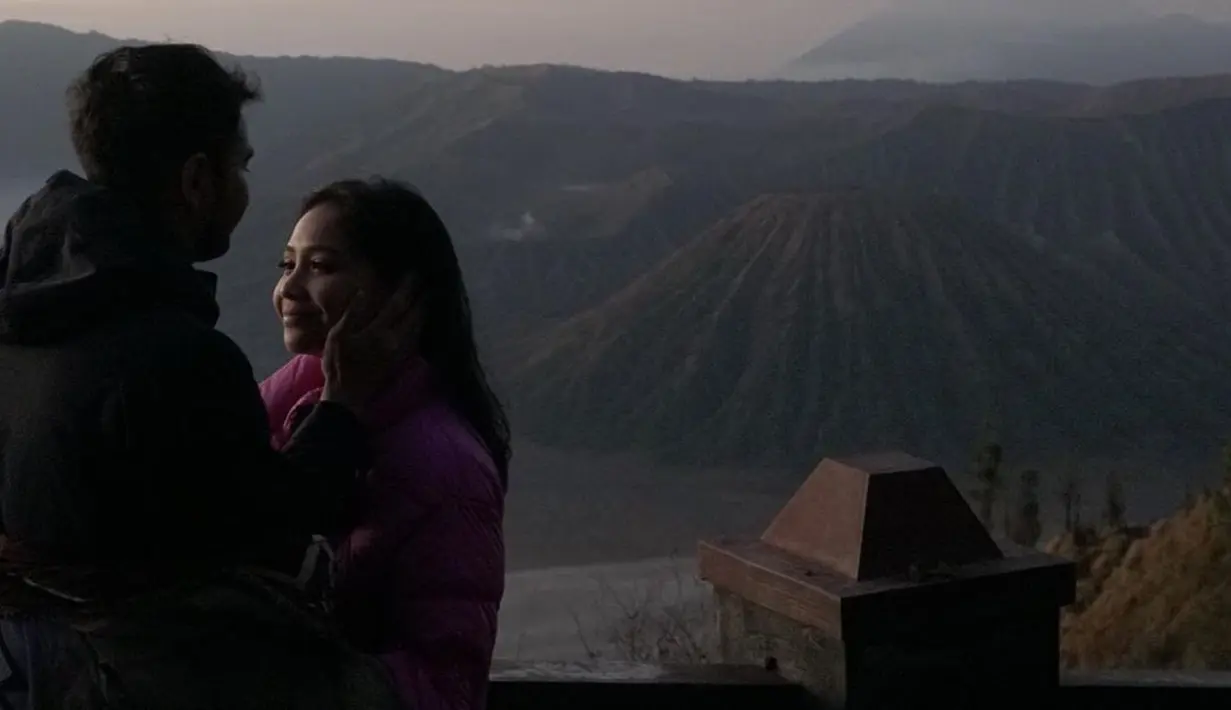 Raffi Ahmad dan Nagita Slavina (Instagram/raffinagita1717)