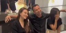 Fuji An dan Aaliyah Massaid bersama rekan selebritis lainnya terlihat berkunjung ke Singapura untuk ajang lari. Tampilan Fuji dan Aaliyah pun tentu curi perhatian. [@raffinagita1717]