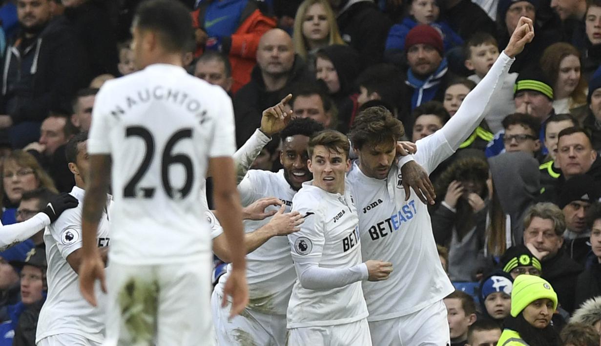 15. Swansea - 12 Menang 5 Seri 21 Kalah - 41 Poin. (EPA/Will Oliver)