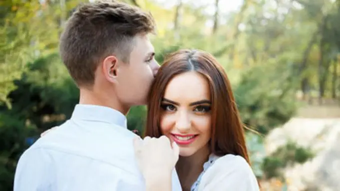 Jatuh cinta/Copyright Shutterstock