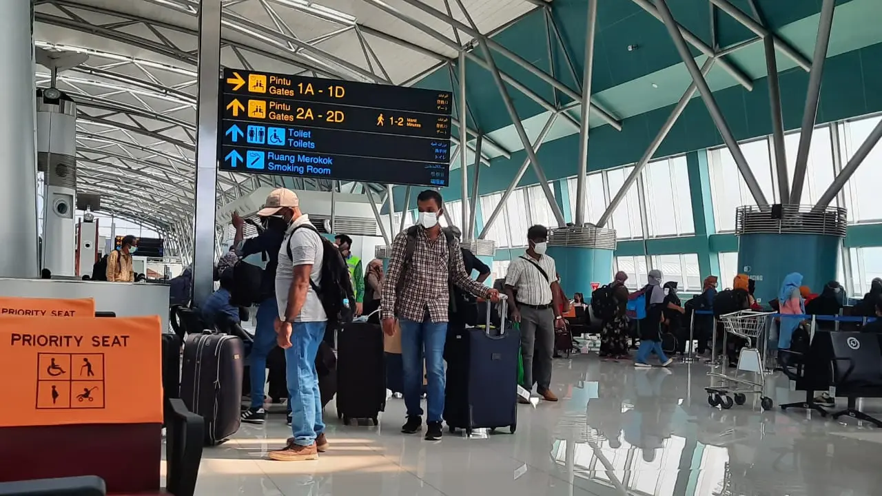 Imigrasi Bandara Soekarno Hatta mendeportasi 12 WN Srilanka