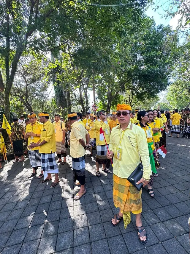 Potret I Gede Suraharja Ayah Mahalini (Sumber: Instagram/@gedesuraharja)