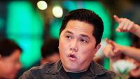 Ketua umum PSSI, Erick Thohir ketika nonton bareng laga Grup D Piala Asia 2023 antara Timnas Indonesia melawan Irak di Senayan Avenue, Senayan, Jakarta, Senin (15/01/2024) malam WIB. (Bola.com/Bagaskara Lazuardi)