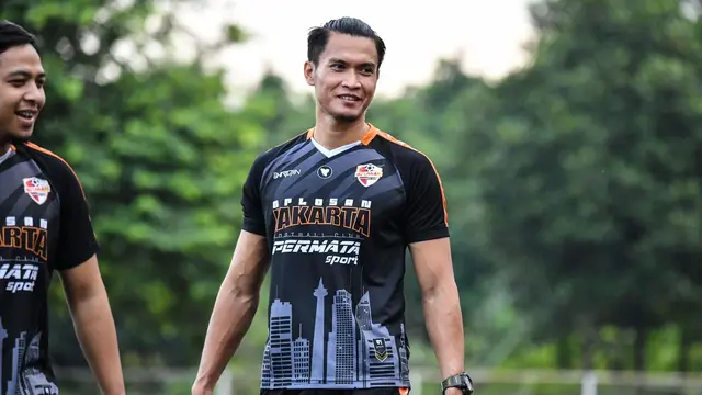 Kiper Persija Jakarta, Shahar Ginanjar.