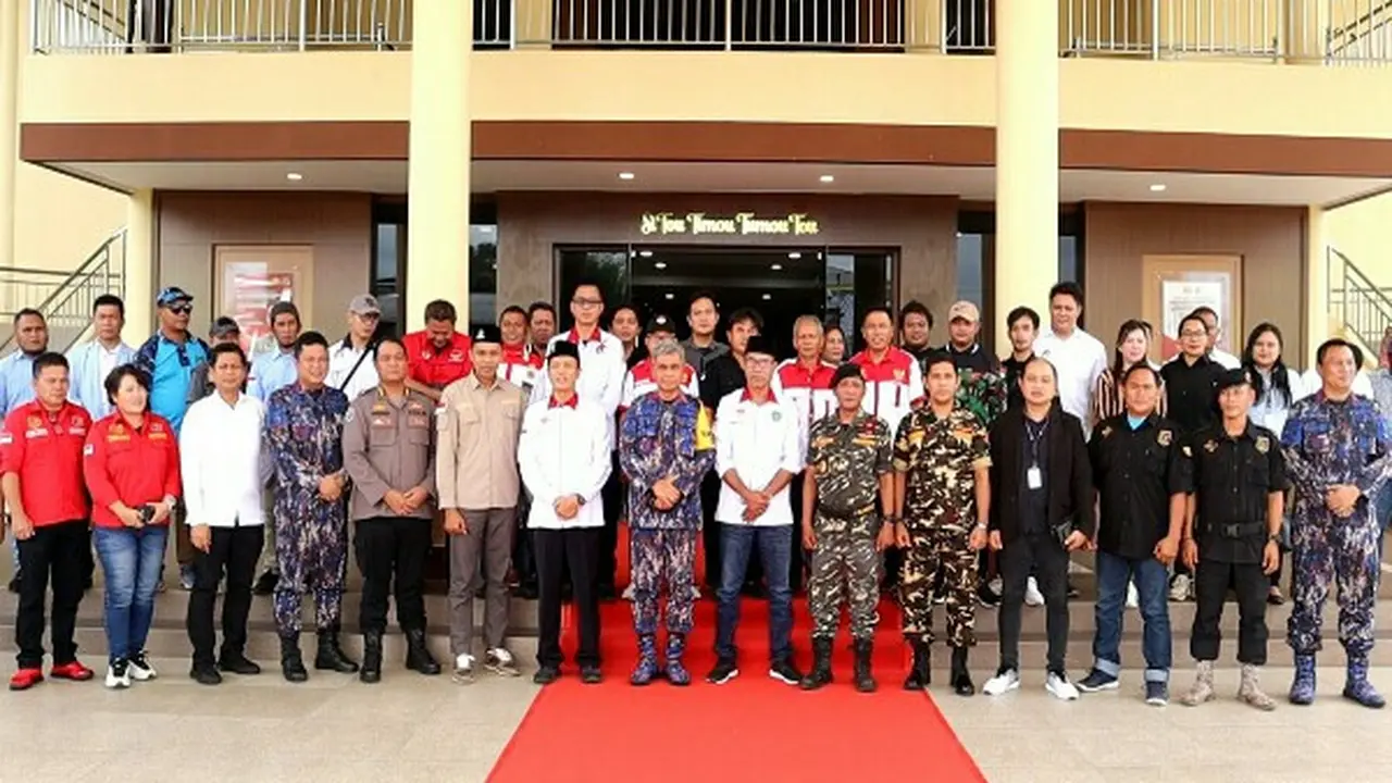 Pertemuan antara Kapolda Sulut dengan sejumlah ormas adat dan keagamaan alsa Kota Bitung di Markas Polda Sulut, Jumat (1/12/2023).
