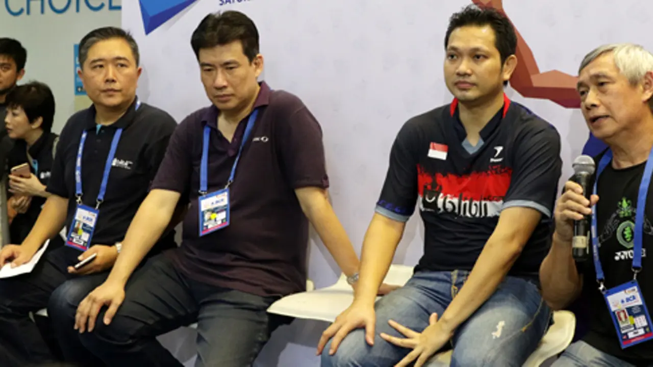 Legenda bulu tangkis Indonesia Alan Budikusuma (kiri kedua), Hariyanto Arbi (tengah), Christian Hadinata (kanan)