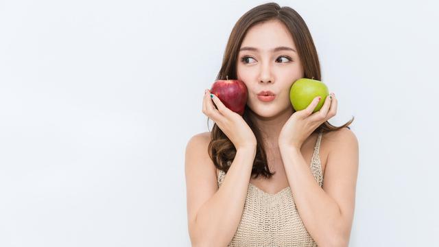 perempuan diet makan