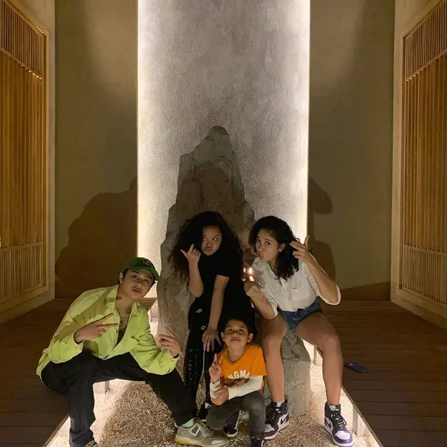 Bastian Steel Pacaran dengan Adik Putri Marino, Ini 6 Momen Kebersamaannya