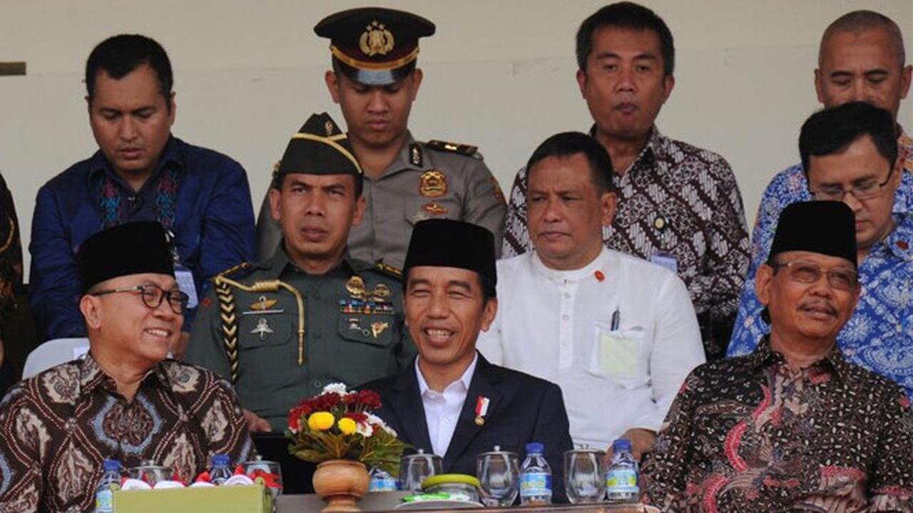 Ketua MPR RI bersama Presiden Jokowi dan Ketua Umum MTA