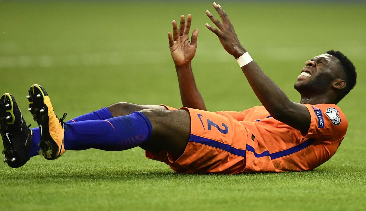 Kegagalan ini mengulang momen 2002 lalu, dimana Belanda juga gagal lolos ke Piala Dunia. Ketika itu Negeri Kincir Angin juga finis diposisi ketiga, kalah bersaing dengan Portugal dan Irlandia. (AFP/Christophe Simon)