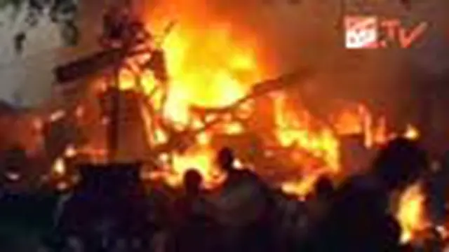 Pasar Waru Semarang Terbakar