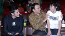 "Secara keseluruhan film ini sangat baik untuk menghargai orang-orang yang rela mengorbankan nyawanya untuk orang banyak seperti mereka," ucap Ahok seusai menyaksikan film Bangkit! di Epicentrum Kuningan, Jakarta Selatan, Jumat (12/8/2016). (Andy Masela/B