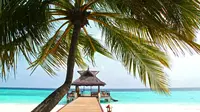 Pantai Pasir Putih Sirih, Permata Tersembunyi di Ujung Barat Pulau Jawa