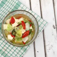 Ilustrasi tumis tahu sawi putih/copyright shutterstock