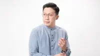 7 Model Baju Kurta Pria Usia 50 Tahunan, Sopan dan Maskulin