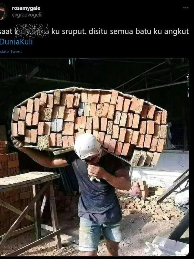 6 Potret Kuli saat Angkat Bahan Bangunan Ini Curi Perhatian, Aksinya Bikin Ngakak