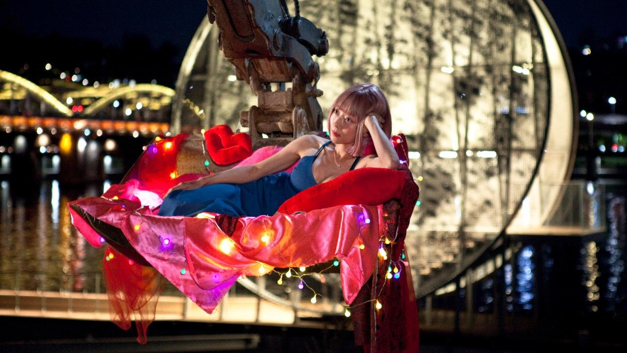 Salah satu adegan Look At Me, Touch Me, Kiss Me