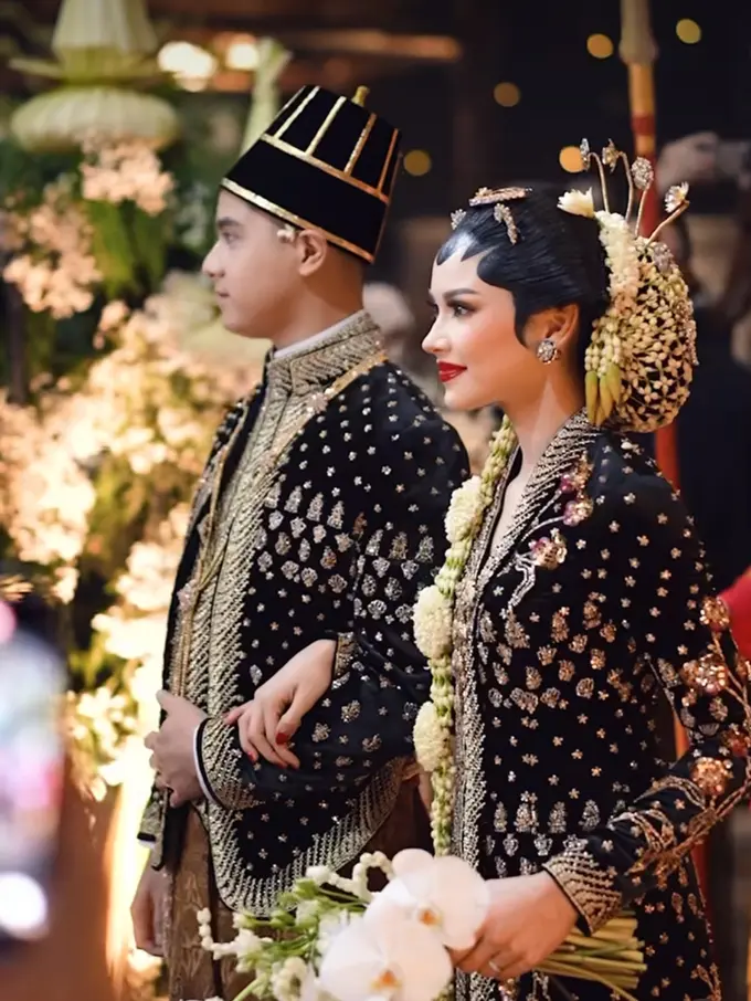 Gaya Elegan Alyssa Daguise dan Al Ghazali Saat Ngundu Mantu, Berbusana Adat Jawa Rancangan Biyan