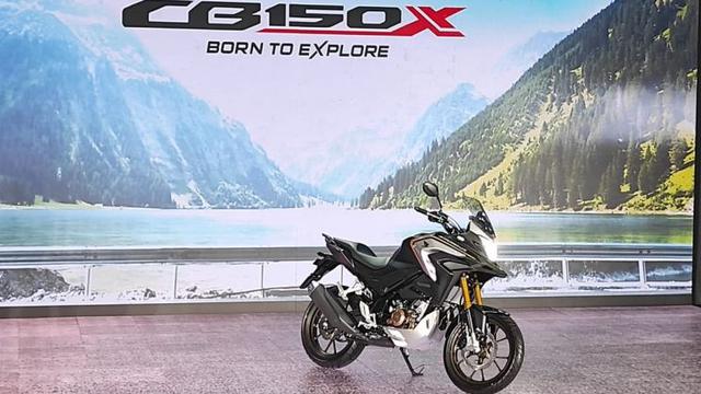 Honda CB150X Baru Diterima Konsumen Akhir Tahun (Arief A/Liputan6)