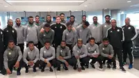 Timnas Vanuatu jelang keberangkatan ke Indonesia, Kamis (13/6/2019). (Bola.com/Dok. Vanuatu Football Federation)