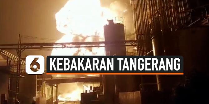 VIDEO: 2 Gudang Milik Pabrik Cat Kansai Terbakar