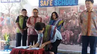 Plan Internasional Indonesia dan Plan Korea serta KOICA melalui dukungan dana dari Mirae Asset Daewoo melaksanakan program sekolah aman bencana di 15 Sekolah Dasar (SD)  di Kabupaten Timor Tengah Selatan (TTS) Nusa Tenggara Timur (NTT)