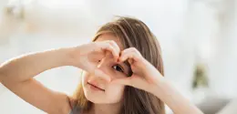 Membangun citra tubuh positif sejak dini adalah fondasi kesehatan mental anak yang kuat. [Dok/Pexels.com/Elina Fairytale].