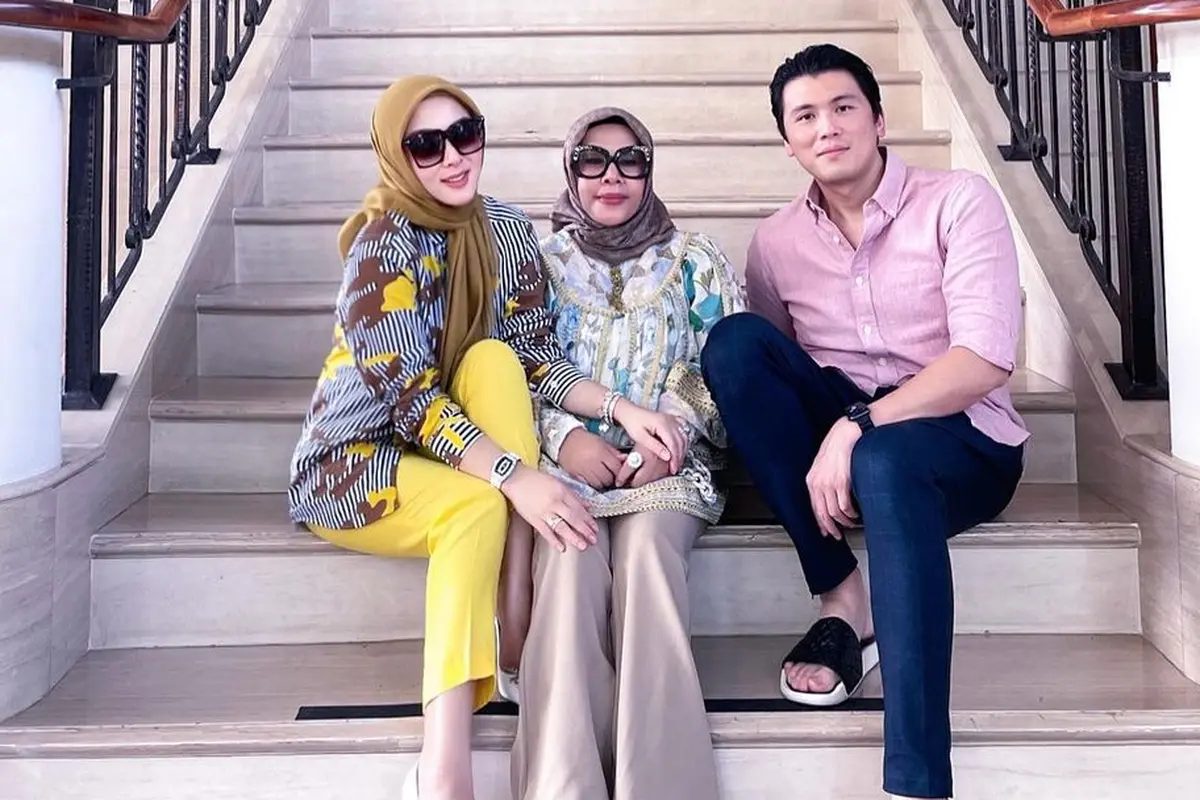 Syahrini (Instagram/princessyahrini)