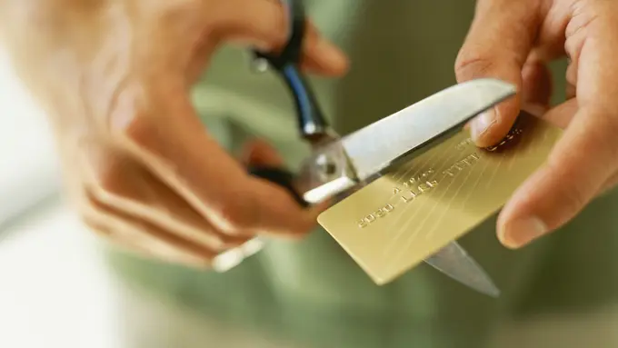 3 Alasan Kenapa Kamu Harus Punya Kartu Kredit