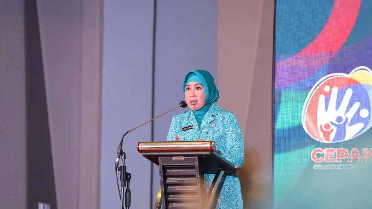 Ketua Umum Tim Penggerak Pemberdayaan dan Kesejahteraan Keluarga (TP PKK) Tri Tito Karnavian