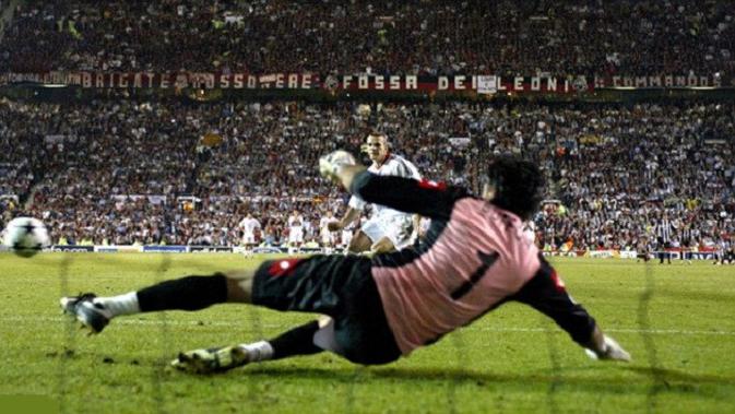 Juventus gagal menjuarai Liga Champions 2002-2003 setelah takluk dari AC Milan pada babak adu penalti.
