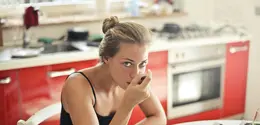 Metode ini dianggap dapat membantu mengurangi kebiasaan ngemil atau makan berlebihan di malam hari (Sumber: Pexels.com)