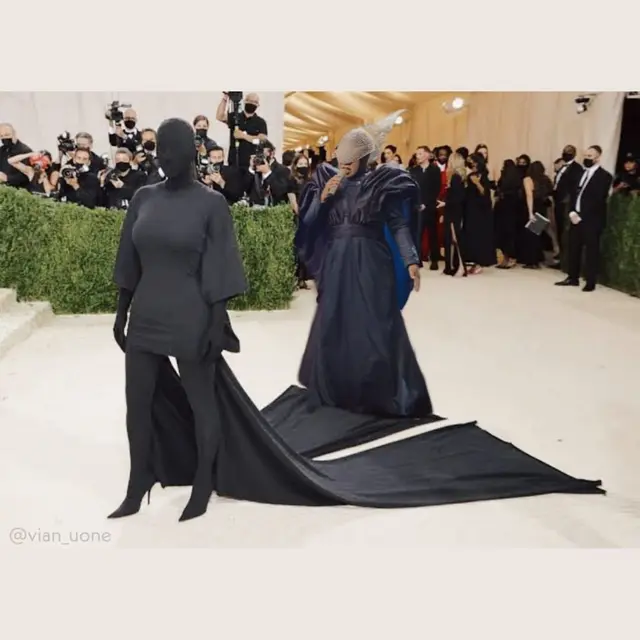 4 Editan Foto Melly Goeslaw Hadiri Met Gala 2021, Kocak Bak Sungguhan