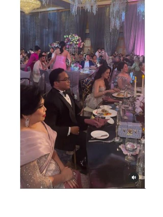 10 Potret Resepsi Keempat Pernikahan Fritz Hutapea Putra Hotman Paris, Mewah Banget