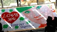 Kagum, Hadiah Lamaran Berupa Foto Wajah dari Susunan 3.344 Rubik